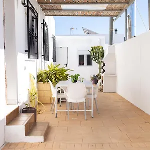 Casa Clara Vivienda Con Patio Exterior Y Barbacoa Níjar